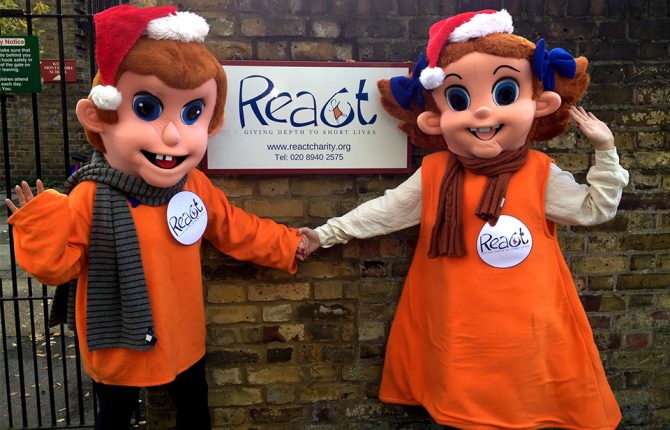 REACT News - Volunteers Gather for React this Christmas